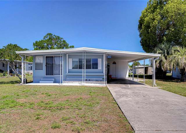 Property at 39519 Rockford Ave, Zephyrhills, FL 33542, 2 beds, 1.5 baths