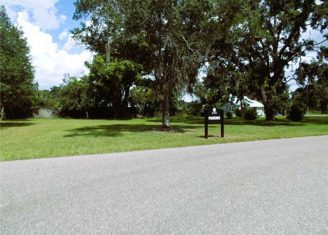 Property at 310 Oak Ave, Brandon, FL 33510