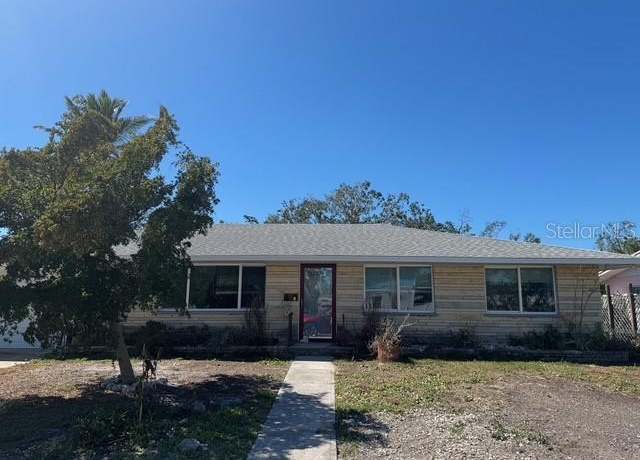Property at 3808 118th St W, Bradenton, FL 34210, 3 beds, 2 baths