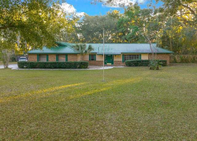 Property at 1981 SE 54th Ter, Ocala, FL 34480, 3 beds, 2.5 baths