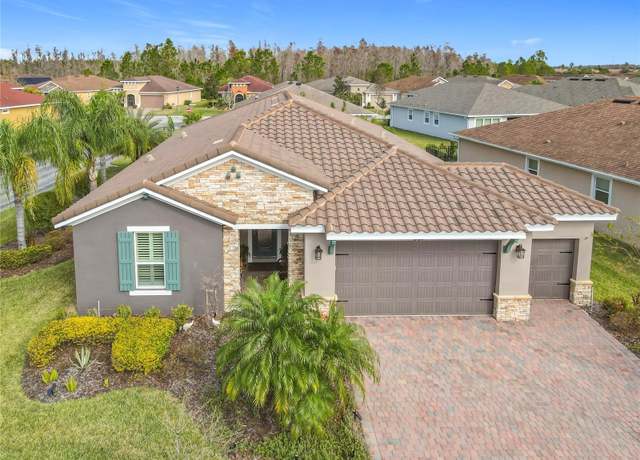 Property at 681 San Joaquin Rd, Poinciana, FL 34759, 3 beds, 2.5 baths