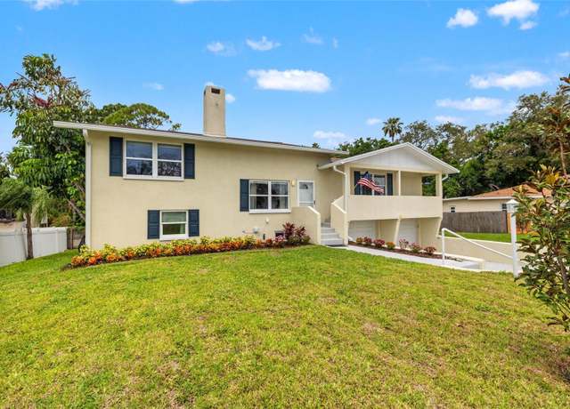 Property at 5440 113th St, Seminole, FL 33772, 3 beds, 3 baths