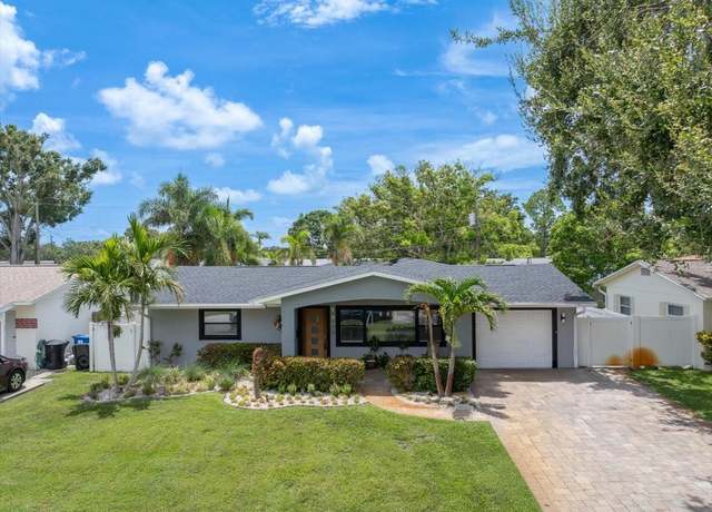 Property at 1990 59th St N, St Petersburg, FL 33710, 4 beds, 2.5 baths