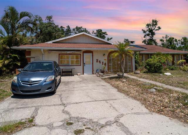 Property at 2417 6th Avenue Dr E, Bradenton, FL 34208, 5 beds, 4 baths