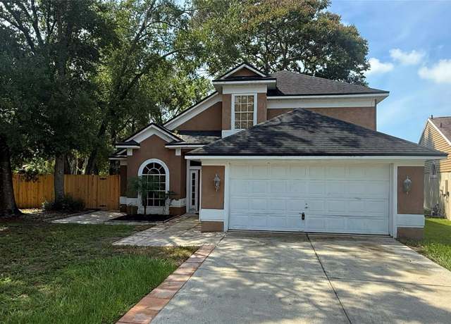 Property at 217 Oak Park Pl, Casselberry, FL 32707, 3 beds, 2.5 baths
