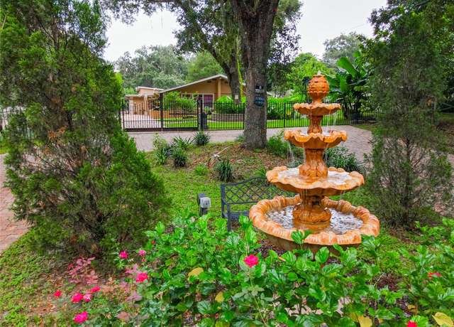 Property at 3849 Round Lake Rd, Zellwood, FL 32798, 4 beds, 3 baths