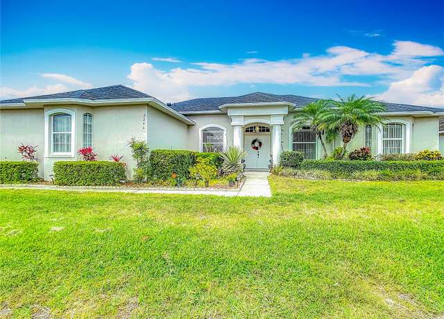 Property at 2246 Colony Club Dr, Lakeland, FL 33813, 4 beds, 3 baths