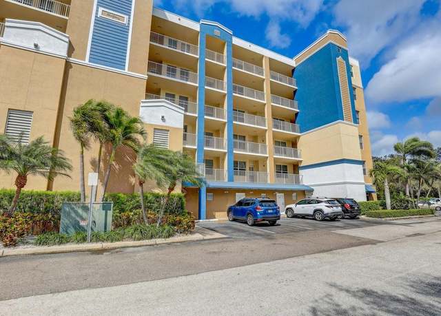 Property at 960 Starkey Rd #2405, Largo, FL 33771, 2 beds, 2 baths