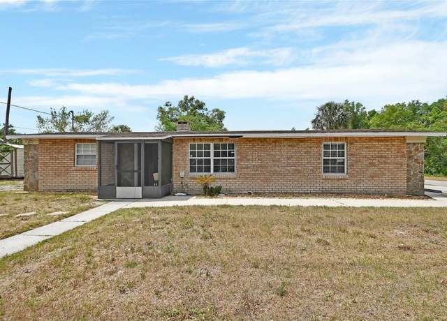 Property at 636 W Mathis St, Deland, FL 32720, 3 beds, 2 baths