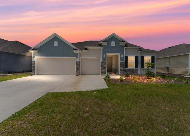 Property at 24400 NW 12th Pl, Newberry, FL 32669, 4 beds, 3 baths