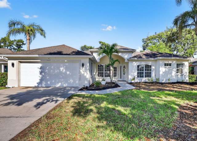 Property at 11019 Pine Lilly Pl, Lakewood Ranch, FL 34202, 4 beds, 4 baths