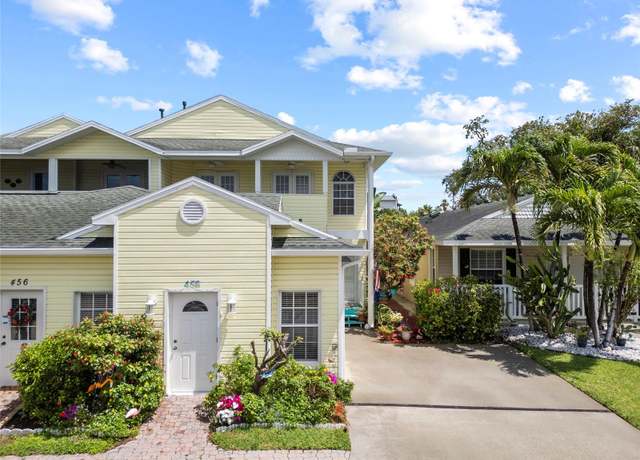 Property at 458 Grant St, Dunedin, FL 34698, 4 beds, 3 baths