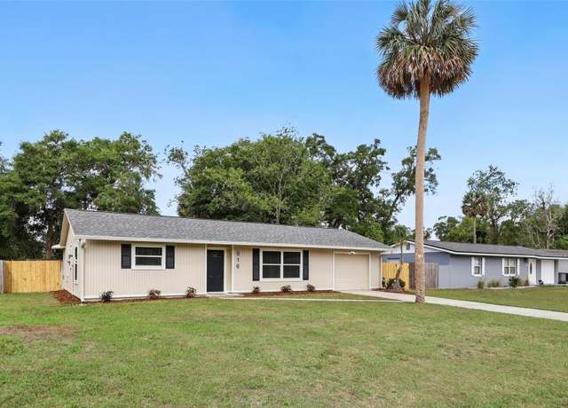 Property at 916 Spanish Ln, Deland, FL 32720, 3 beds, 2 baths