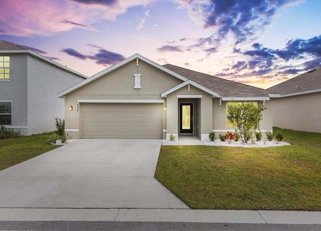 Property at 8638 Triumph Cir, Wildwood, FL 34785, 3 beds, 2 baths