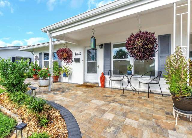 Property at 10032 39th Way N, Pinellas Park, FL 33782, 2 beds, 1.5 baths