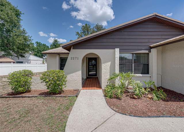 Property at 2271 Crystal Grove Ln, Lakeland, FL 33801, 3 beds, 2 baths