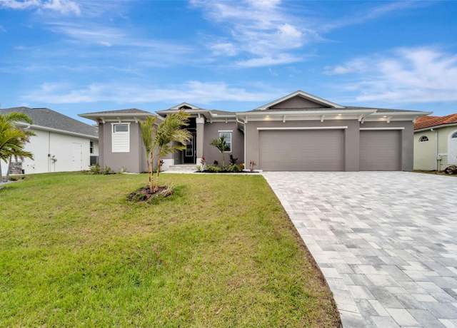 Property at 10442 Winnipeg St, Port Charlotte, FL 33981, 4 beds, 3 baths