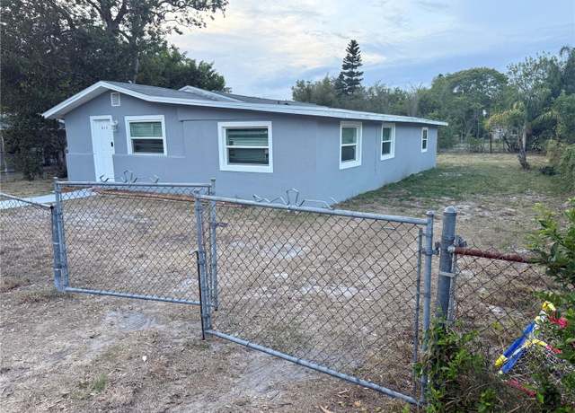 Property at 311 James Ave, Auburndale, FL 33823, 4 beds, 2 baths
