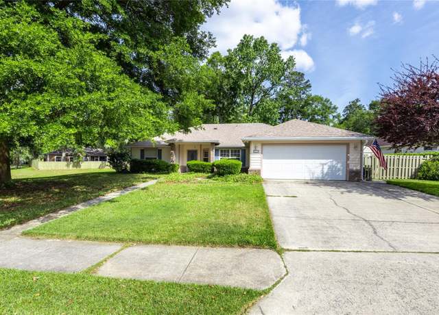Property at 1633 NW 90th Ter, Gainesville, FL 32606, 4 beds, 2 baths