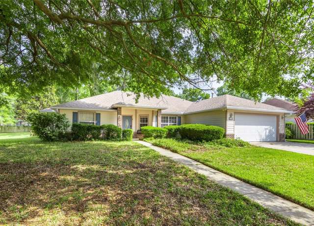 Property at 1633 NW 90th Ter, Gainesville, FL 32606, 4 beds, 2 baths