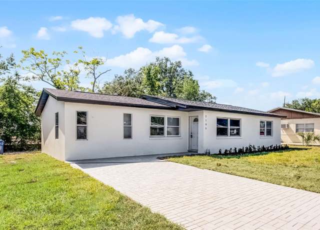 Property at 2105 9th St NE, Winter Haven, FL 33880, 4 beds, 2 baths