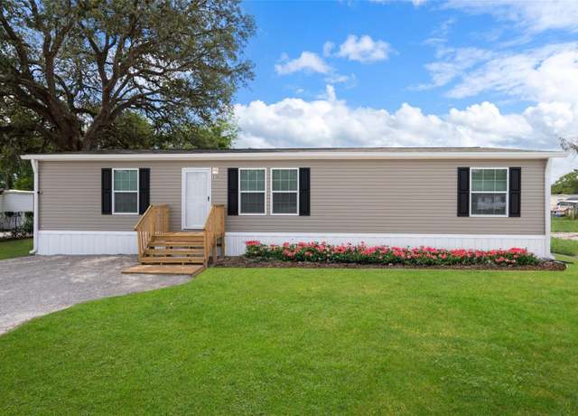 Property at 16092 Naples St, Brooksville, FL 34604, 3 beds, 2 baths