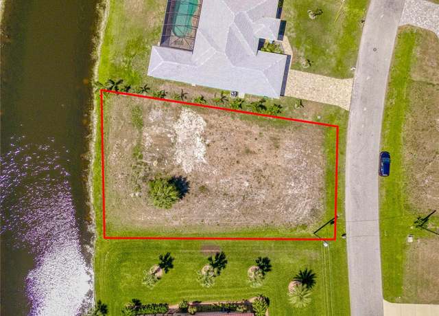 Property at 147 Tournament Rd, Rotonda West, FL 33947