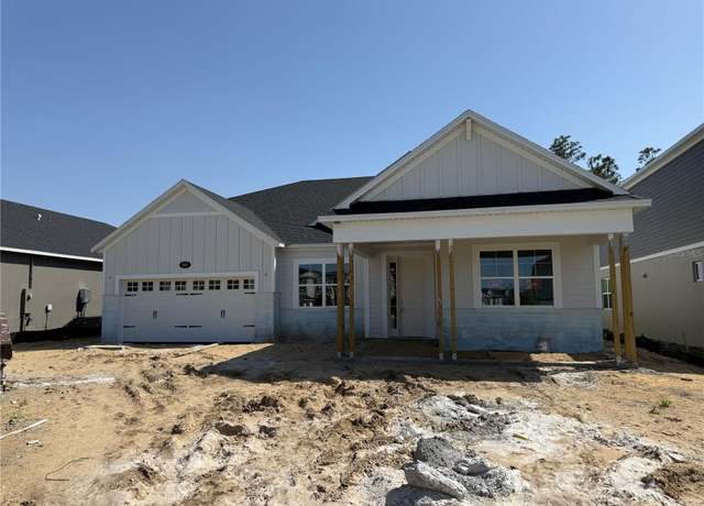 Property at 804 Pointe Emerson Blvd, Apopka, FL 32703, 4 beds, 2 baths