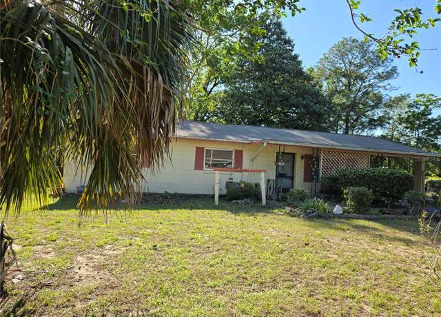 Property at 2818 NE 25th Ct, Ocala, FL 34470, 3 beds, 1.5 baths