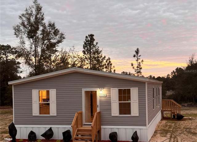 Property at 10090 NE 67 Ln, Bronson, FL 32621, 3 beds, 2 baths