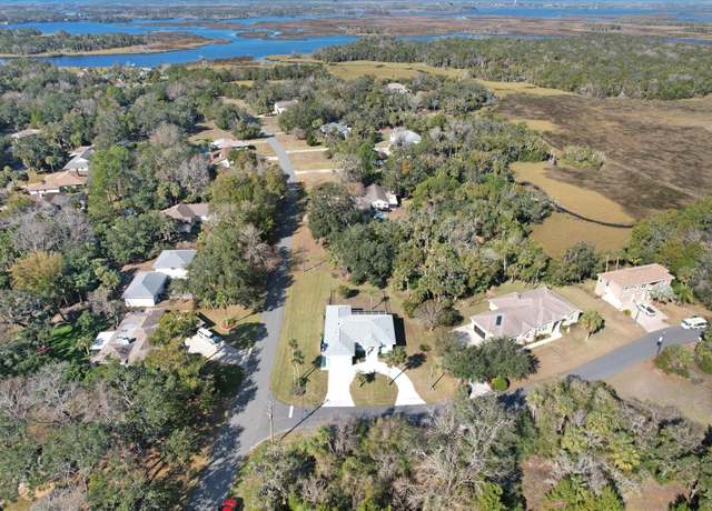 Property at 4529 S Sawgrass Cir, Homosassa, FL 34448, 3 beds, 2 baths