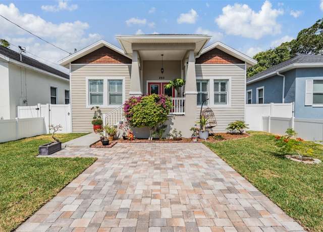 Property at 260 SW Lincoln Cir N, St Petersburg, FL 33703, 3 beds, 2 baths