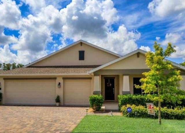 Property at 71 White Horse Way, Groveland, FL 34736, 4 beds, 3 baths