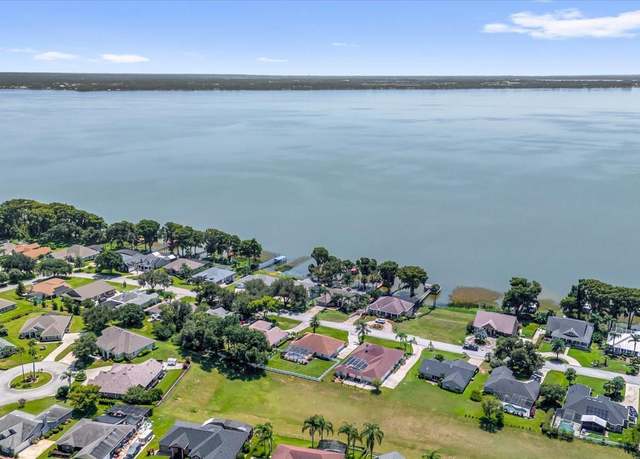 Property at 3241 Indian Trl, Eustis, FL 32726, 3 beds, 2.5 baths