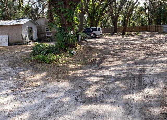 Property at 11111 Hackney Dr, Riverview, FL 33578