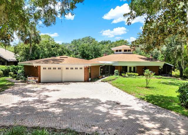 Property at 120 River Oaks Cir, Sanford, FL 32771, 3 beds, 3 baths