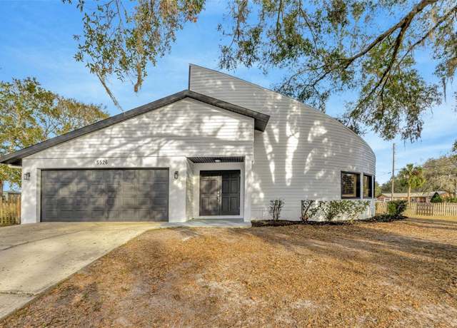 Property at 5526 Southernview Dr, Zephyrhills, FL 33541, 3 beds, 2 baths