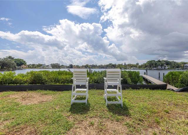 Property at 1026 Monterey Blvd NE, St Petersburg, FL 33704