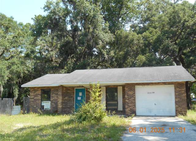 Property at 217 SE 118 Ave, Old Town, FL 32680, 2 beds, 1 bath