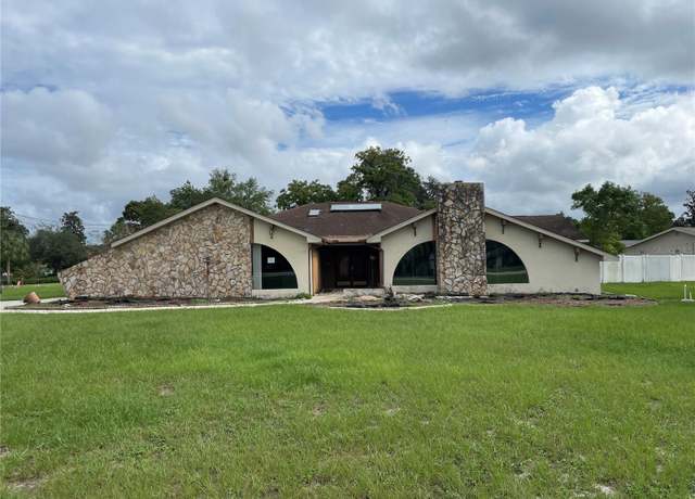 Property at 5404 Glover Dr, Weeki Wachee, FL 34607, 4 beds, 3 baths