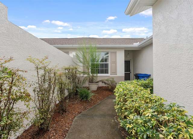 Property at 819 Tremont Greens Ln, Sun City Center, FL 33573, 2 beds, 2 baths