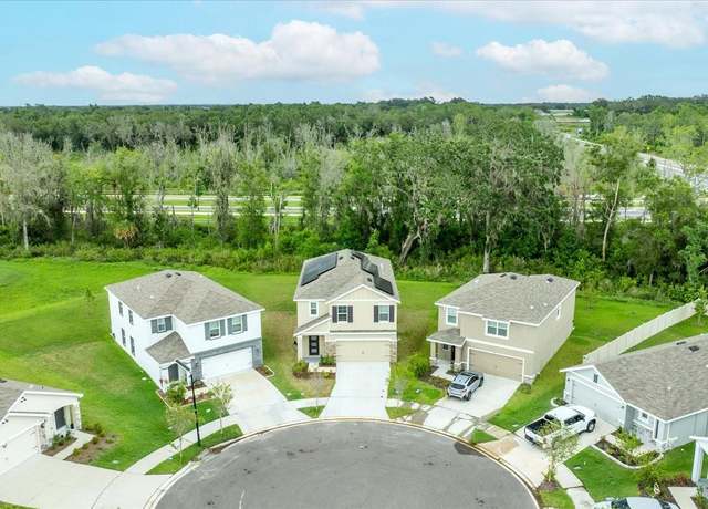 Property at 1680 Hazy Sea Dr, Plant City, FL 33565, 5 beds, 3 baths