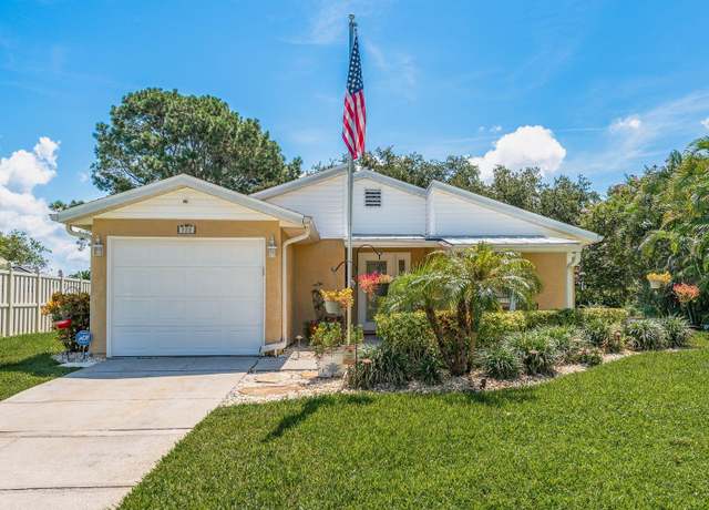 Property at 723 Merlins Ct, Tarpon Springs, FL 34689, 2 beds, 2 baths