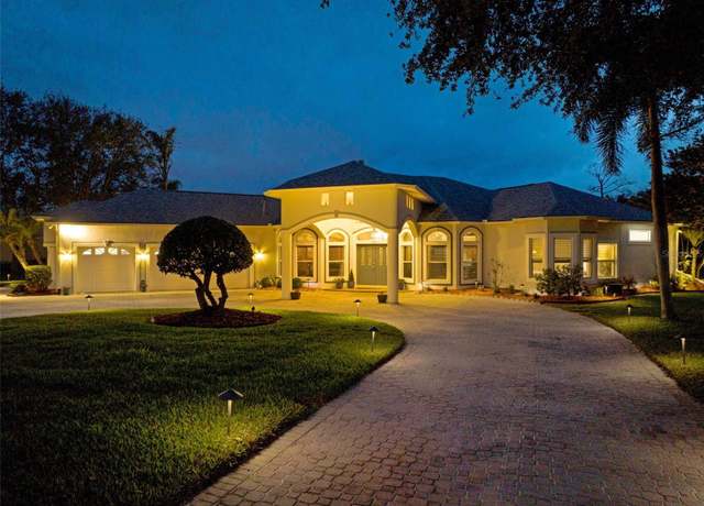 Property at 3982 Tradewinds Trl, Merritt Island, FL 32953, 4 beds, 3.5 baths