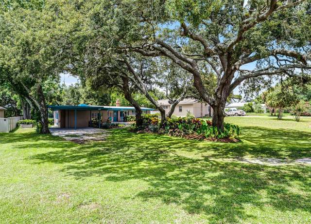 Property at 1052 Crystal Bowl Cir, Casselberry, FL 32707, 3 beds, 2 baths