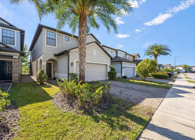 Property at 1227 Ballard Green Pl, Brandon, FL 33511, 5 beds, 3 baths
