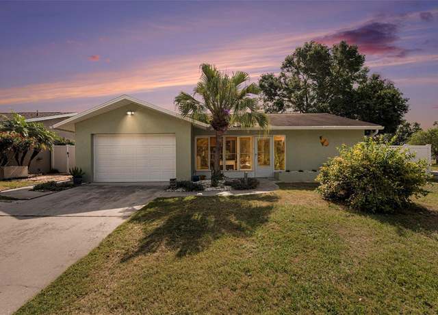 Property at 1003 Carol Ann Pl, Dunedin, FL 34698, 2 beds, 1.5 baths