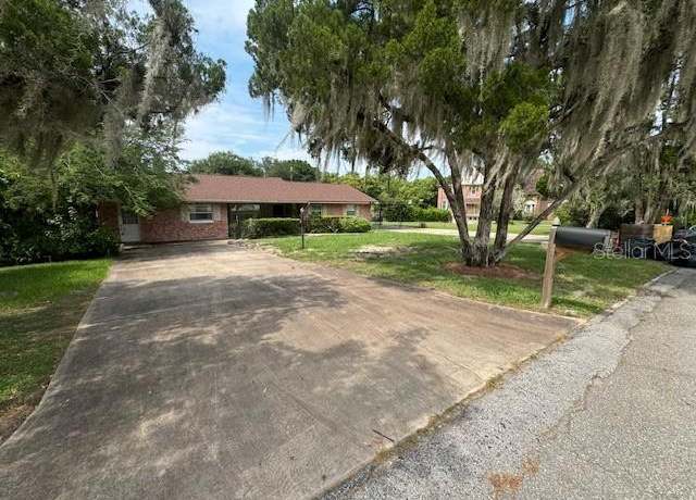 Property at 1658 Clay Blvd, Eustis, FL 32726, 3 beds, 2 baths