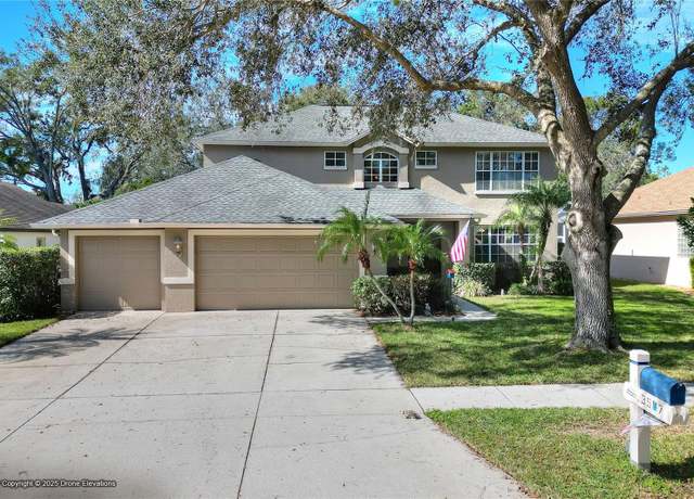 Property at 3507 Autumn Glen Dr, Valrico, FL 33596, 5 beds, 3 baths