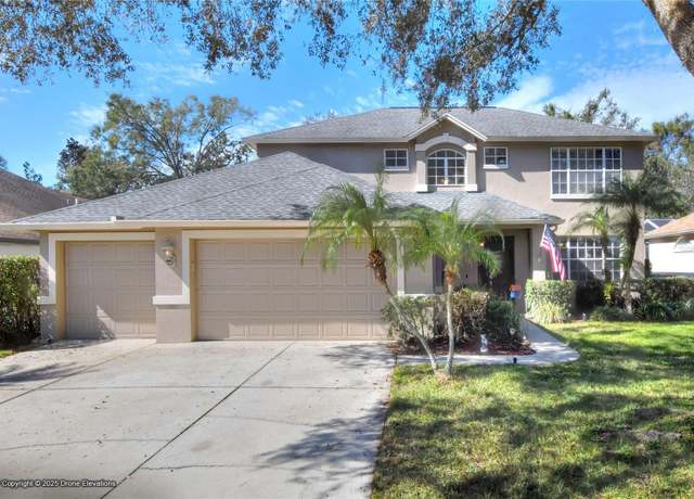 Property at 3507 Autumn Glen Dr, Valrico, FL 33596, 5 beds, 3 baths